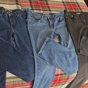 Women's Levi's Denim Jeans - Blue and Black